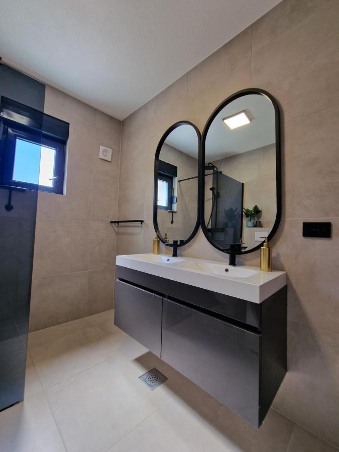 Big Panorama Villa, For 21 Person In Omis Celina Exterior foto